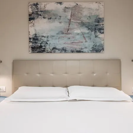 Blloku Stylish - B5 * Tirana